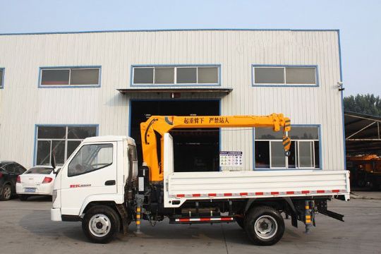 點擊查看詳細信息<br>標題：3噸國四隨車吊 閱讀次數(shù)：3102