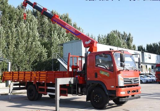 點(diǎn)擊查看詳細(xì)信息<br>標(biāo)題：6.3噸東風(fēng)隨車(chē)吊 閱讀次數(shù)：1685