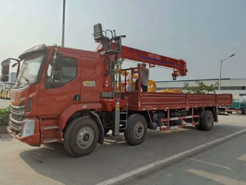 點(diǎn)擊查看詳細(xì)信息<br>標(biāo)題：柳汽前四后四隨車吊 閱讀次數(shù)：1664