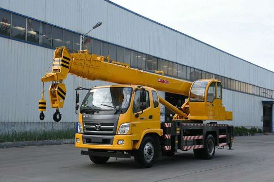 點擊查看詳細(xì)信息<br>標(biāo)題：16噸福田汽車吊 閱讀次數(shù)：2126